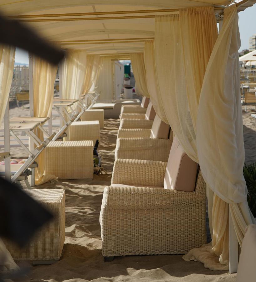 Hotel Lungomare Riccione Zewnętrze zdjęcie