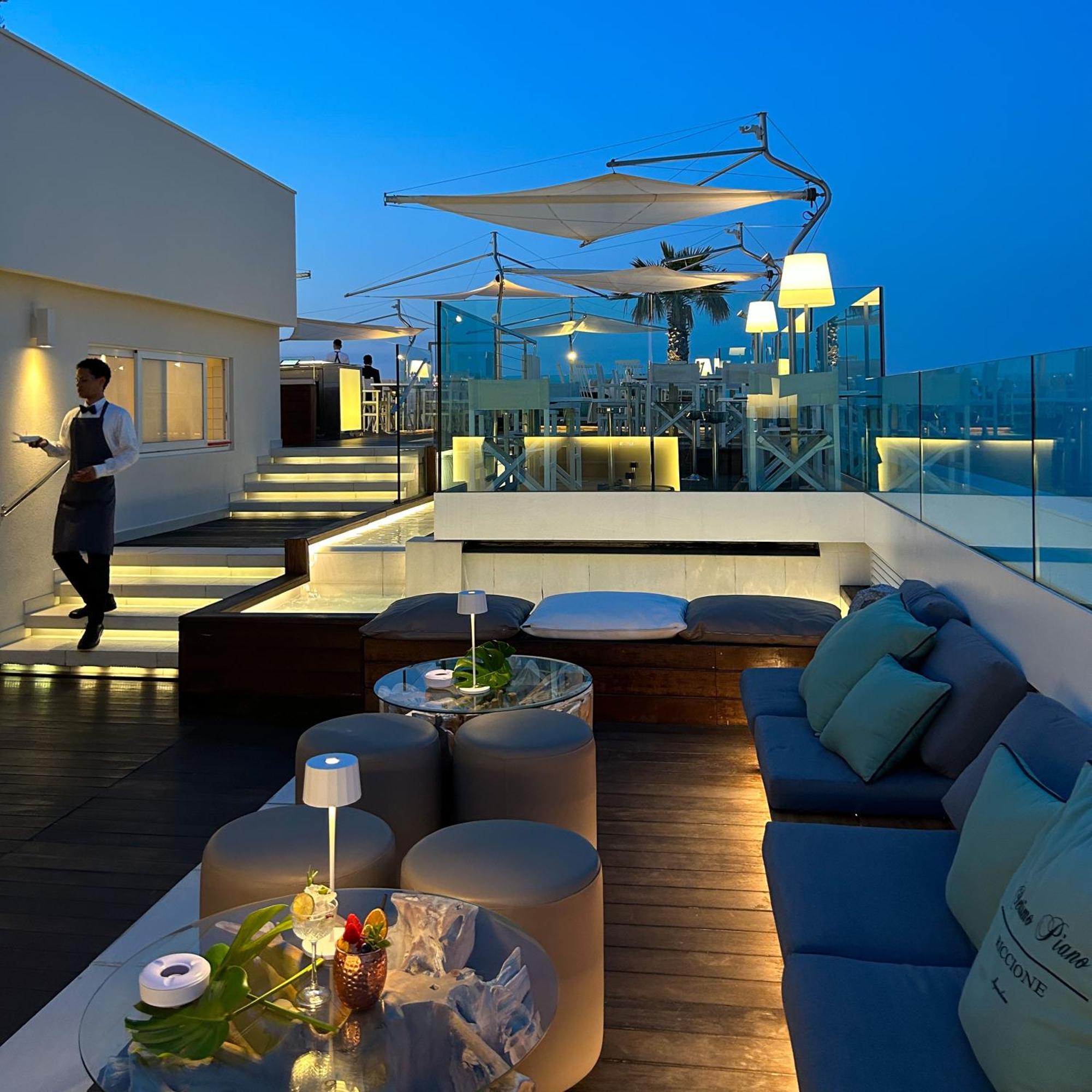 Hotel Lungomare Riccione Zewnętrze zdjęcie