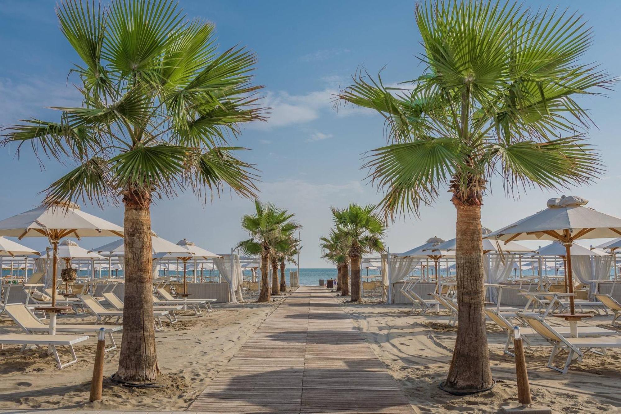 Hotel Lungomare Riccione Zewnętrze zdjęcie